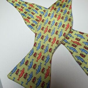 100% Silk Peter Blair Bowtie - Adjustable, fun Fish & Drums